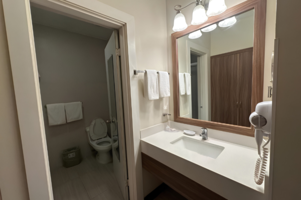 BestWestern_Bathroom