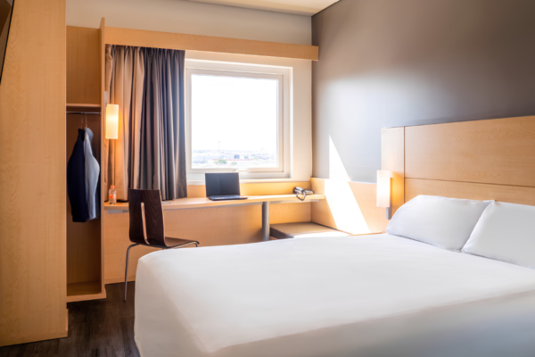 Ibis_Bedroom