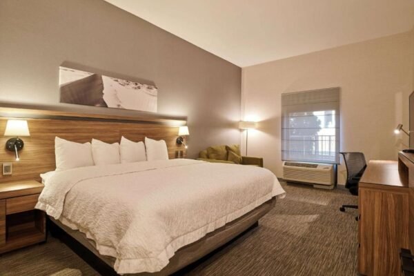 hamptoninn_11