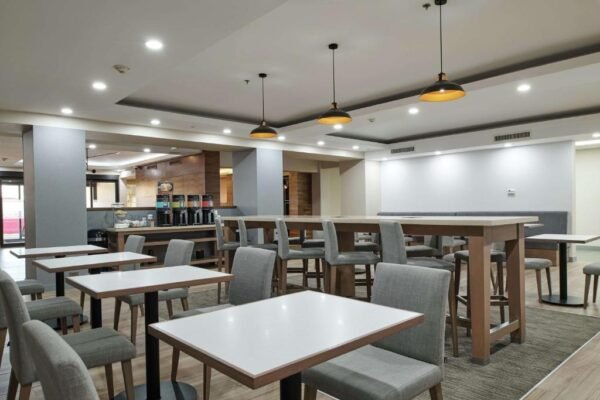 hamptoninn_8