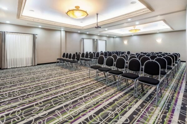 laquinta_meeting_room_1